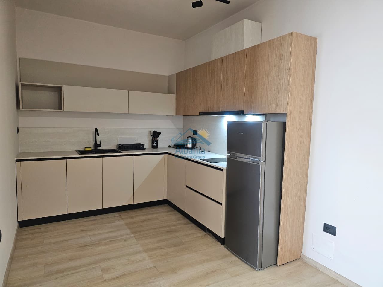 5 Rruga Azem Sulo, Vlorë 9401